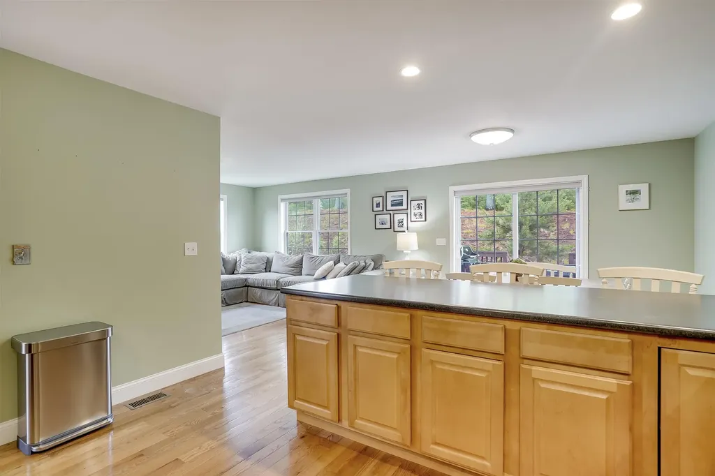 31 Rosanna Drive Dover NH 03820