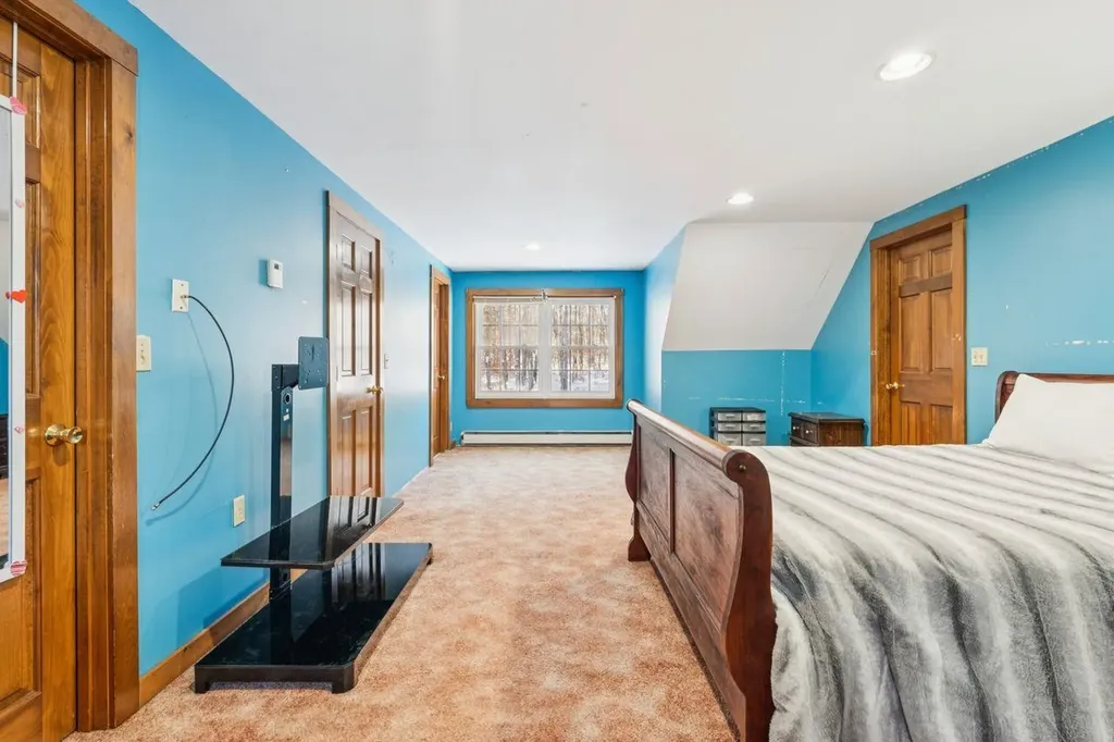 225 Pine River Path Effingham NH 03882