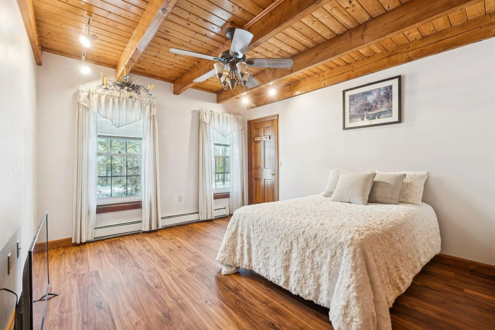 225 Pine River Path Effingham NH 03882