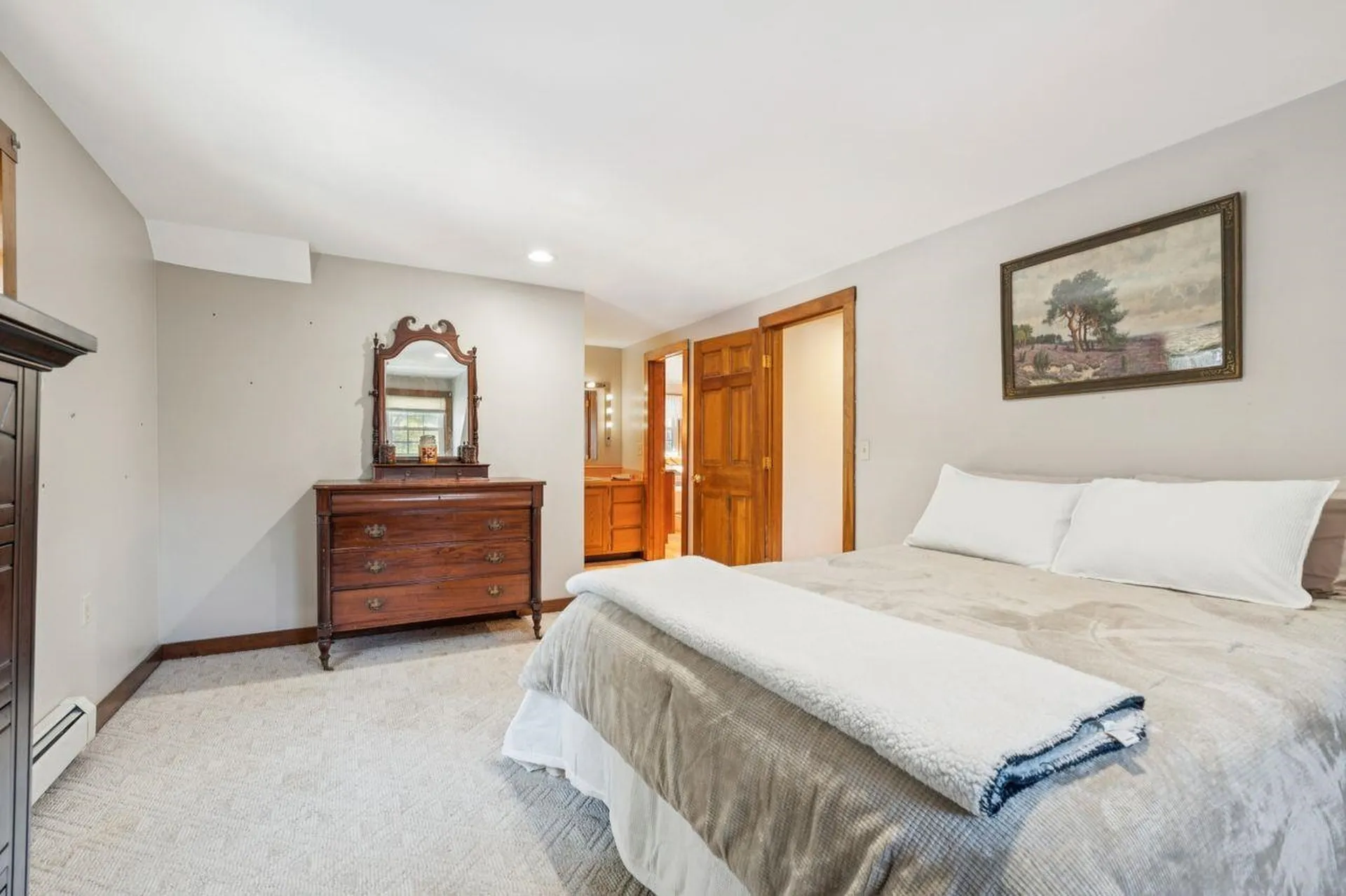 225 Pine River Path Effingham NH 03882