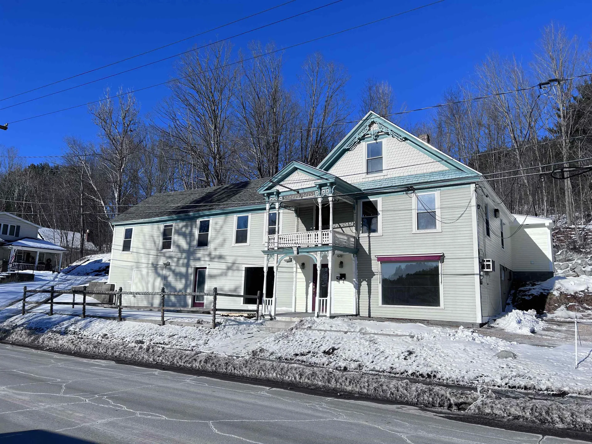 40 West Main Street Littleton NH 03561