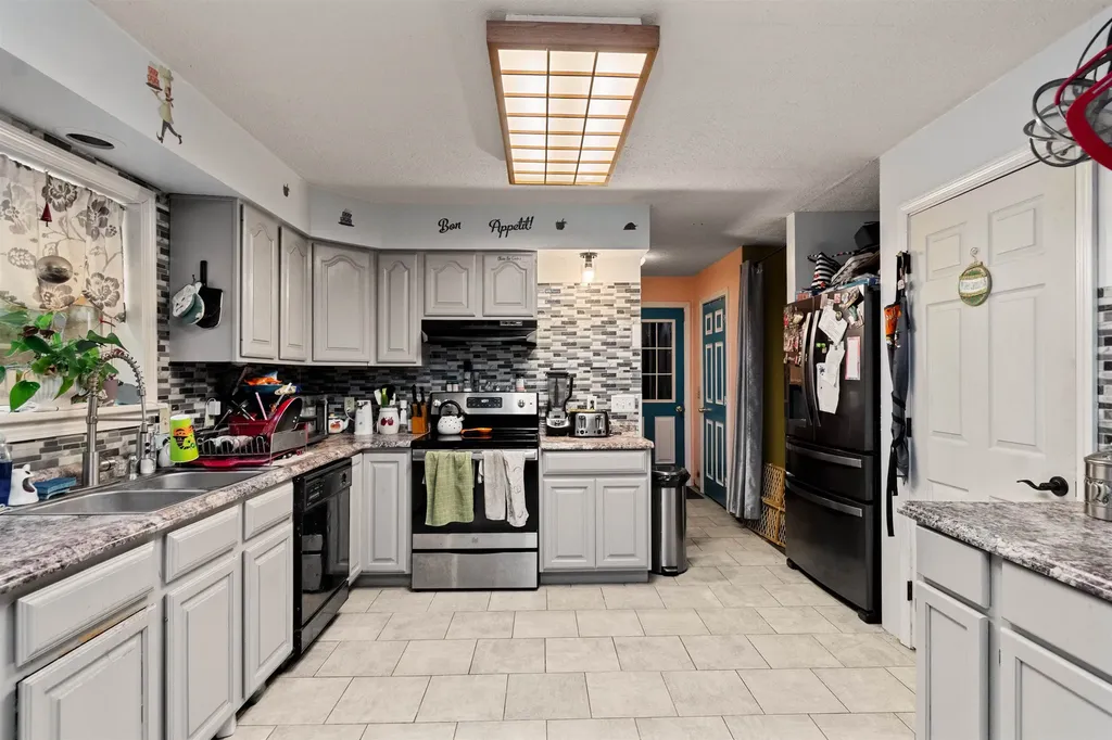 15 Deer Run Sheldon VT 05483