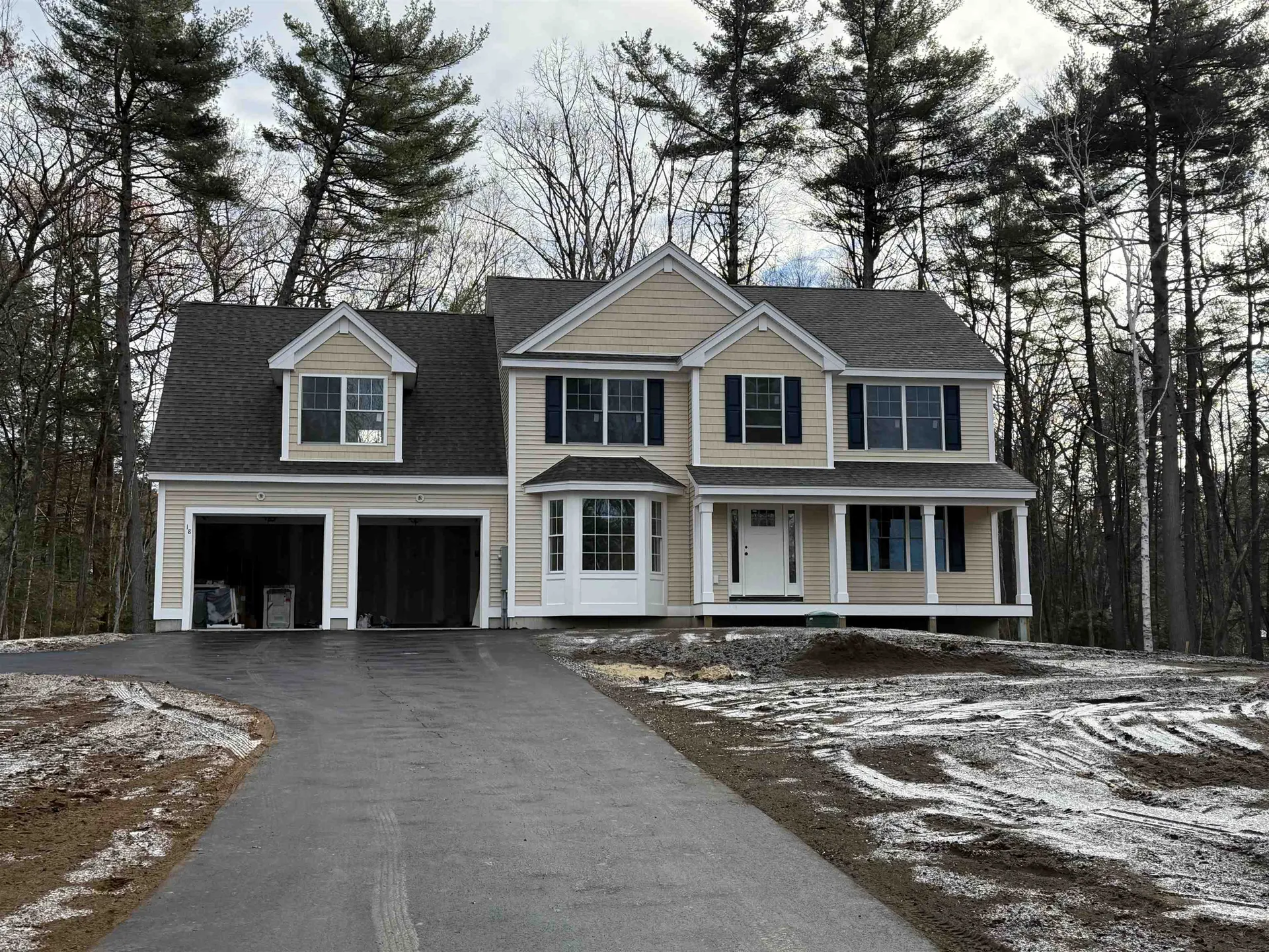 18 Tallarico Street Litchfield NH 03052