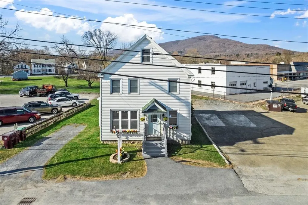 318 North Street Bennington VT 05201