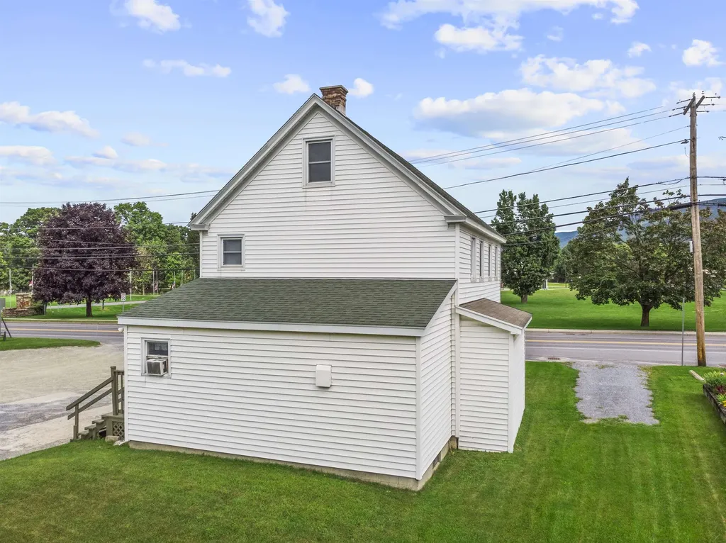 318 North Street Bennington VT 05201