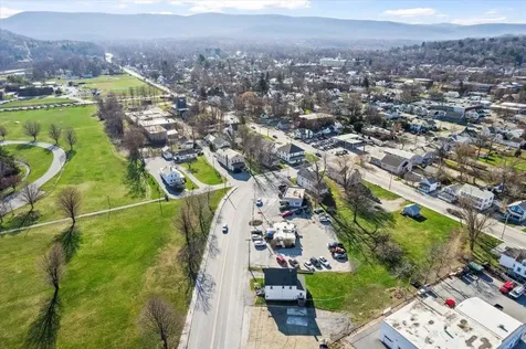 318 North Street Bennington VT 05201