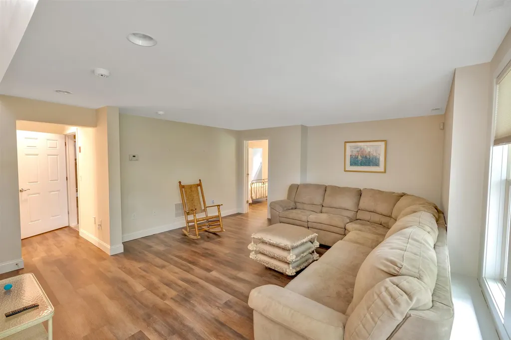 215 Granite Way Hartford VT 05059