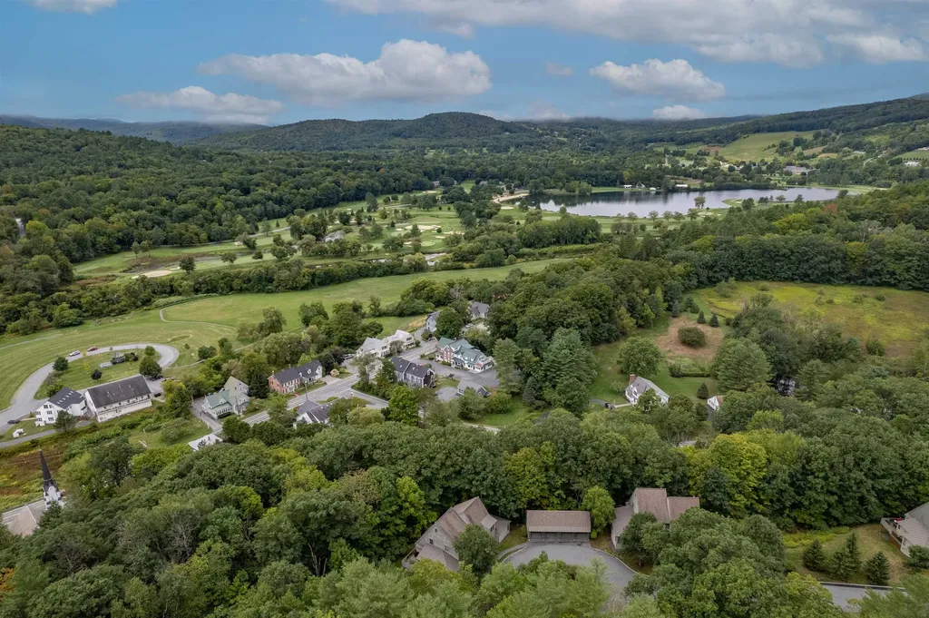 215 Granite Way Hartford VT 05059