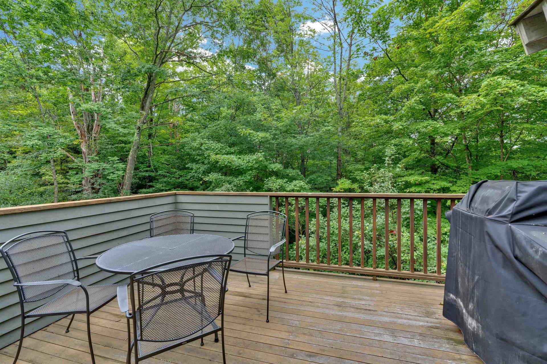 215 Granite Way Hartford VT 05059