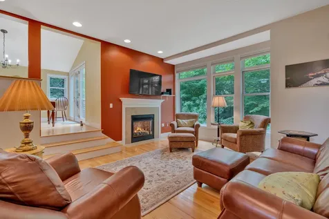 215 Granite Way Hartford VT 05059