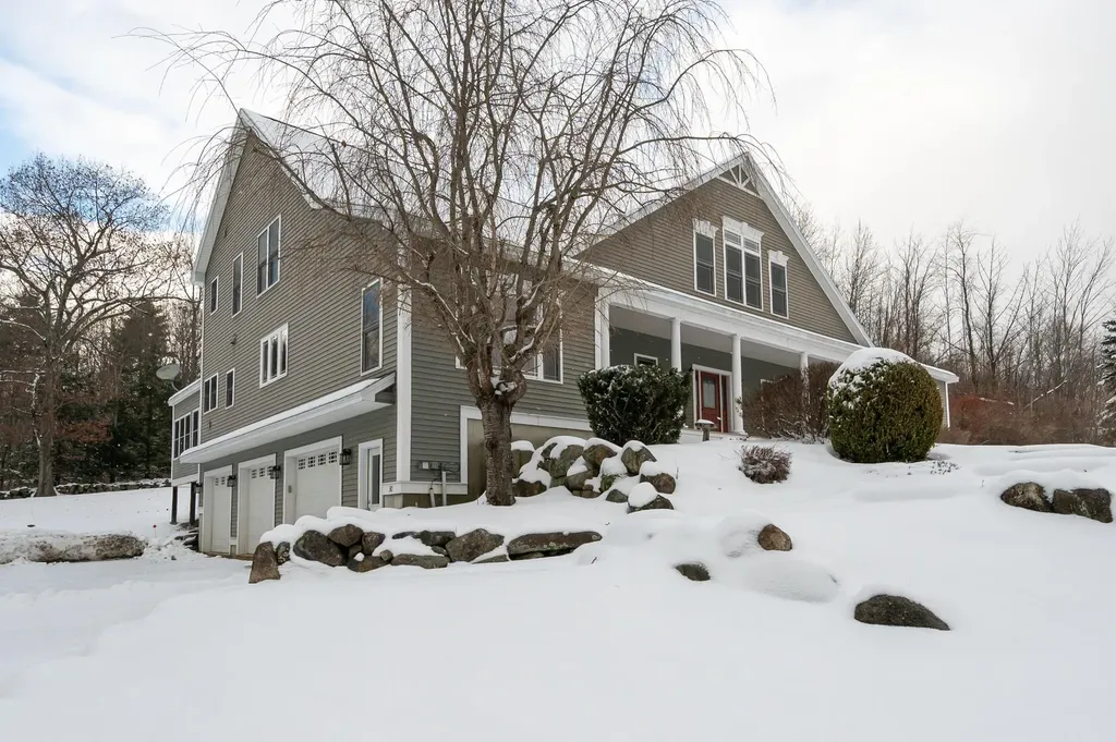 30 Horizon Drive Goffstown NH 03045