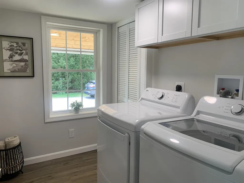 59 Barberry Lane Raymond NH 03077