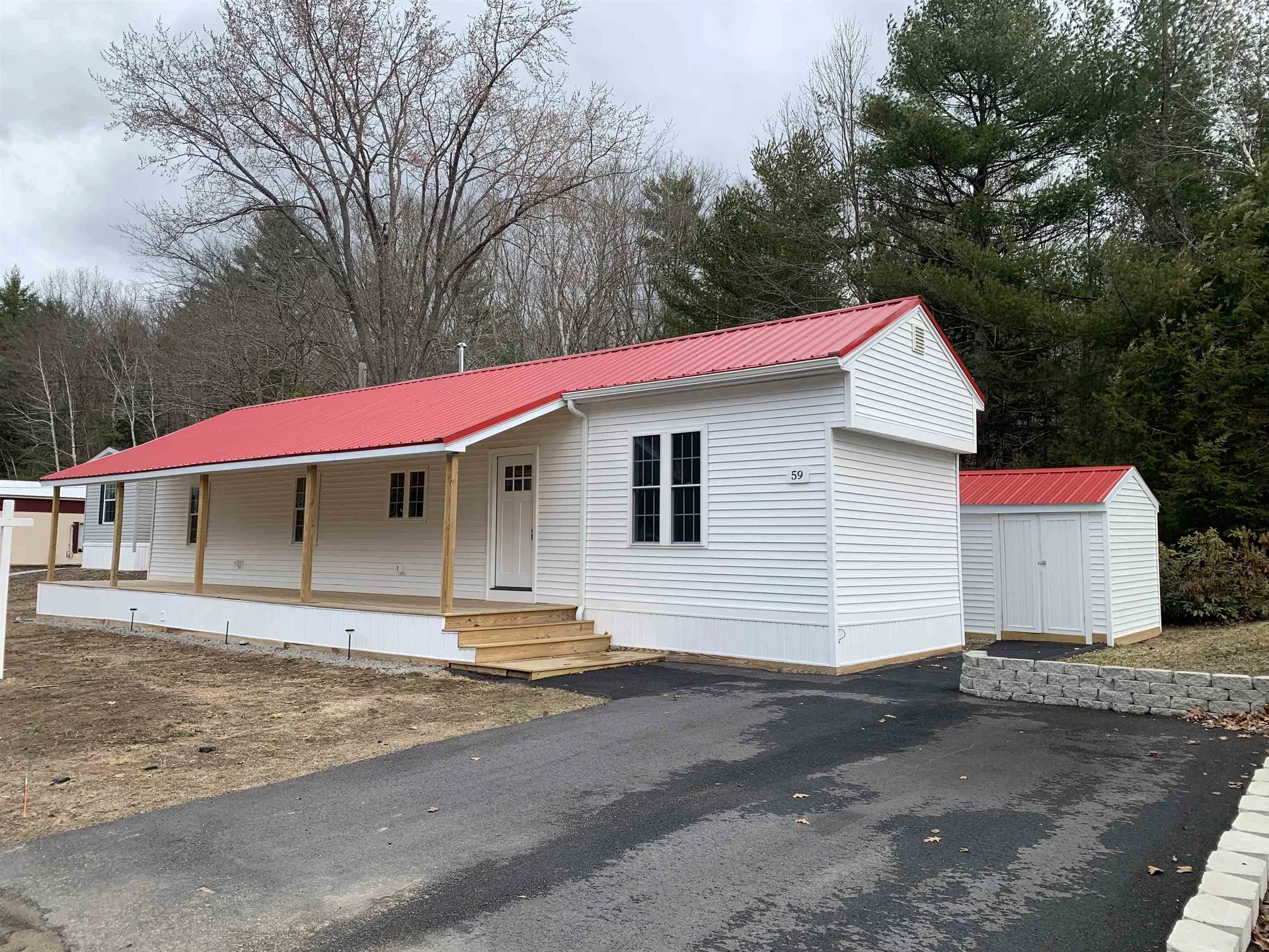 59 Barberry Lane Raymond NH 03077
