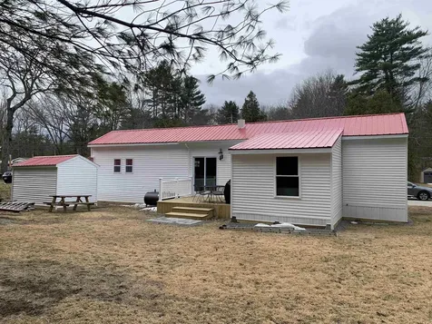 59 Barberry Lane Raymond NH 03077