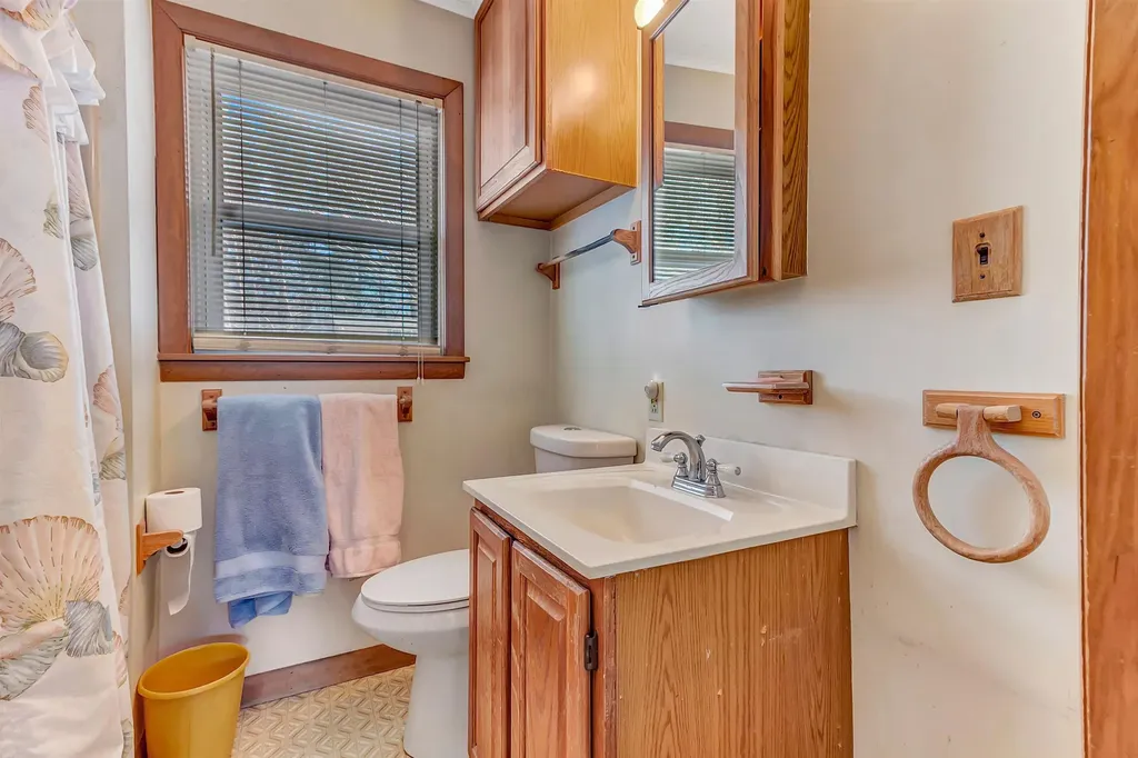 84 Allen Street Rutland City VT 05701