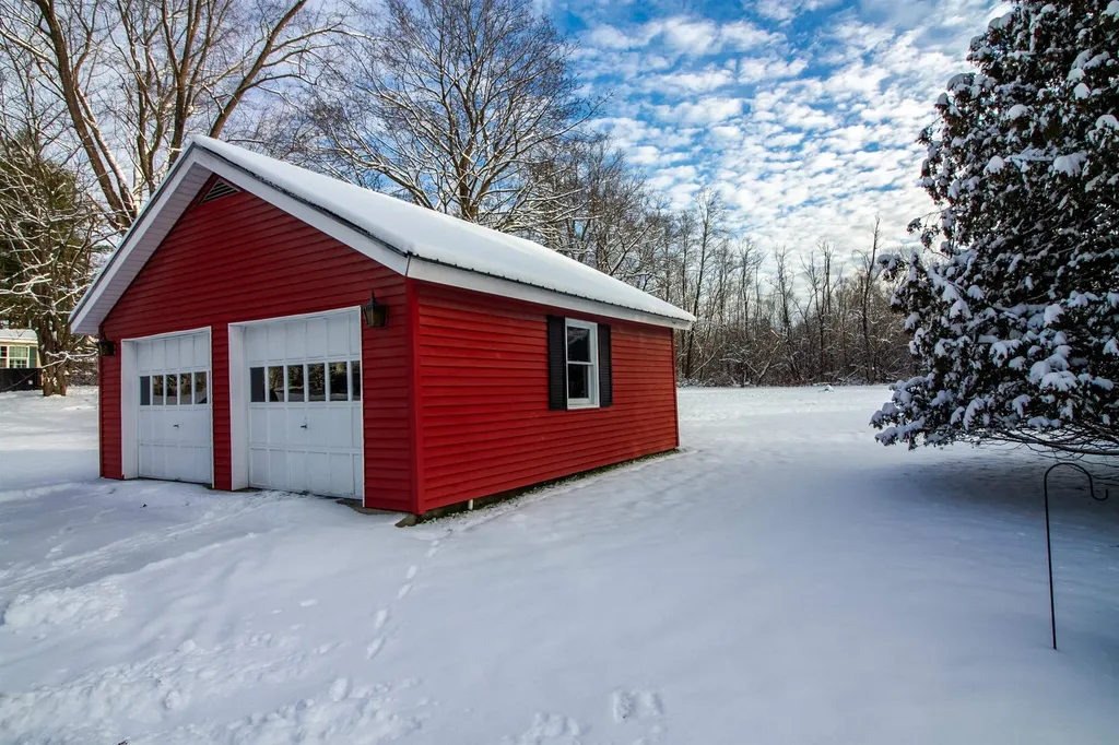 84 Allen Street Rutland City VT 05701