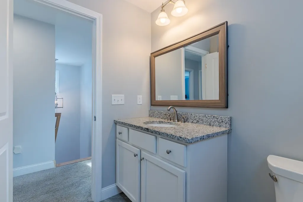 113 Crawley Falls Road Brentwood NH 03833