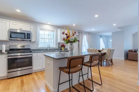 113 Crawley Falls Road Brentwood NH 03833