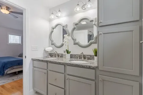 113 Crawley Falls Road Brentwood NH 03833