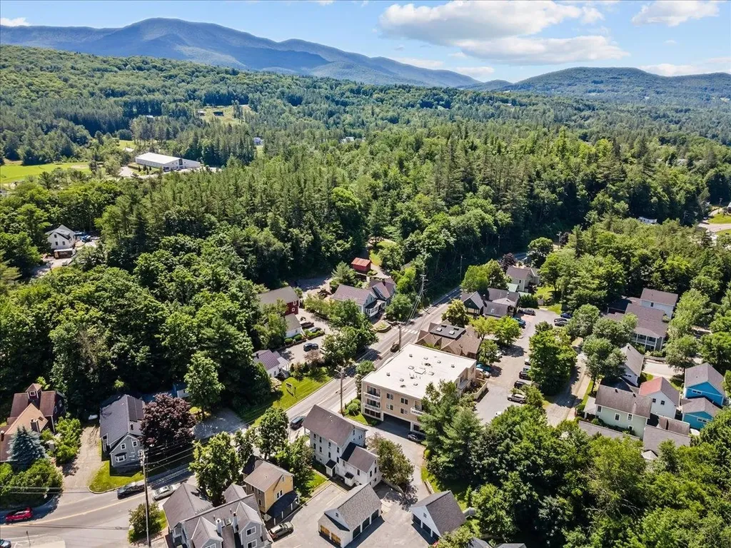 134 South Main Street Stowe VT 05672