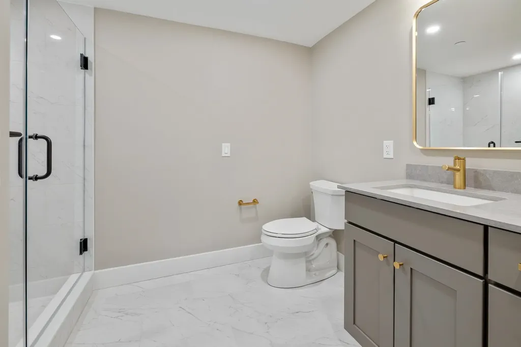 243 Skimobile Road Conway NH 03860