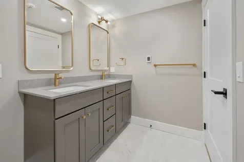 243 Skimobile Road Conway NH 03860