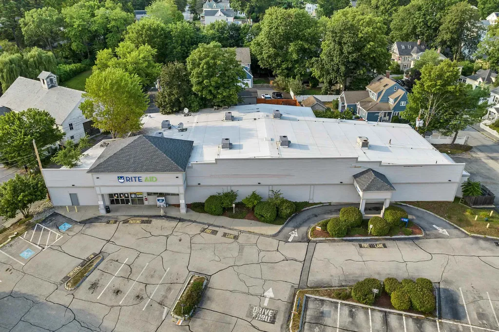 15 Mont Vernon Street Milford NH 03055
