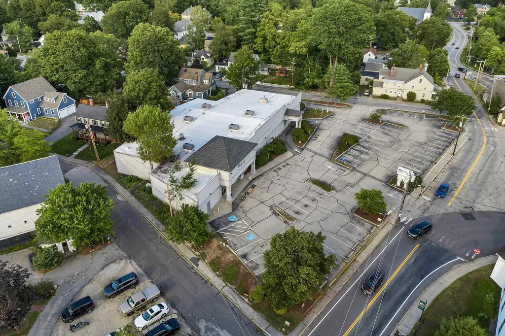15 Mont Vernon Street Milford NH 03055