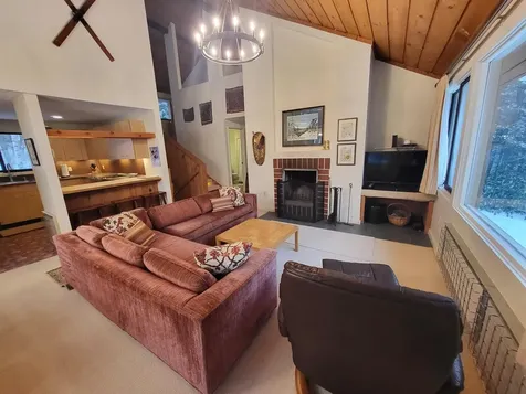 22 Brookside Road Lincoln NH 03251