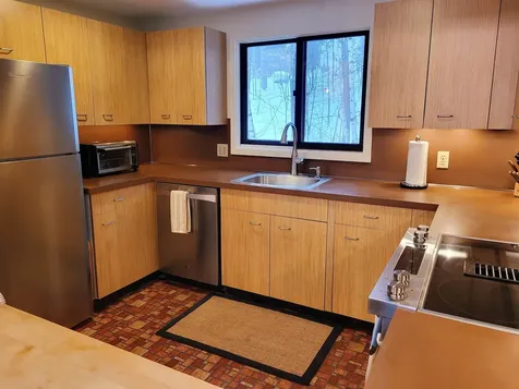 22 Brookside Road Lincoln NH 03251