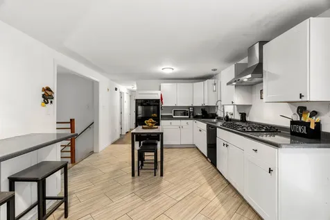 9 Ellen Brook Road Hillsborough NH 03244