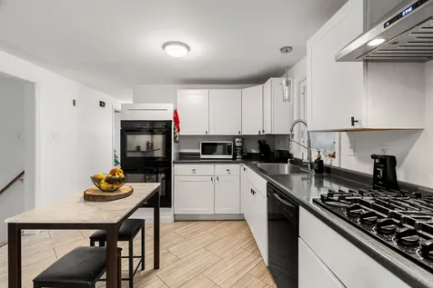 9 Ellen Brook Road Hillsborough NH 03244