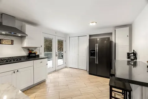 9 Ellen Brook Road Hillsborough NH 03244