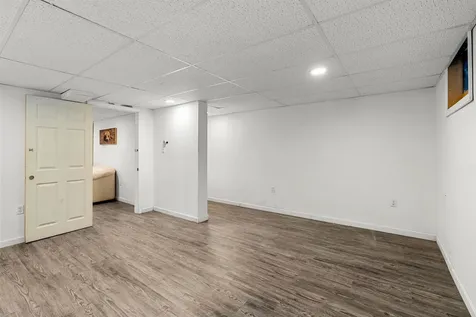 9 Ellen Brook Road Hillsborough NH 03244