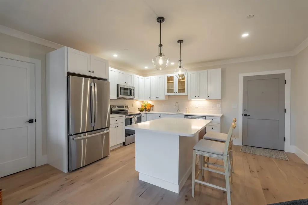 815 Lafayette Road Portsmouth NH 03801