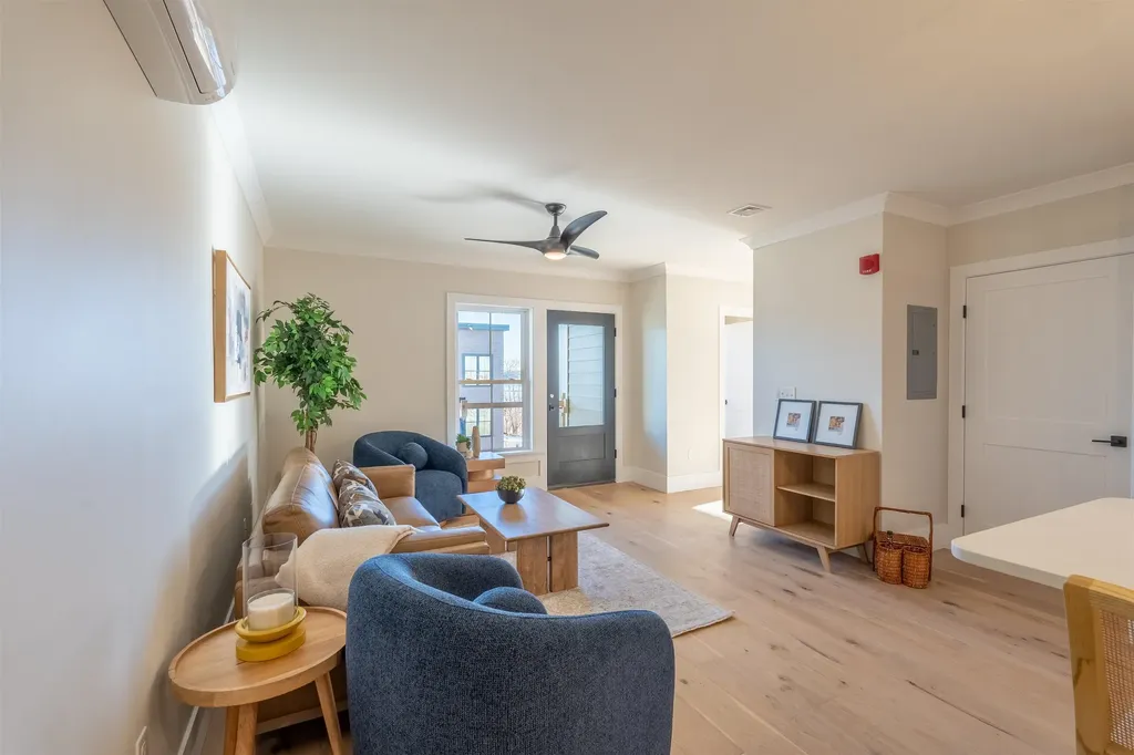 815 Lafayette Road Portsmouth NH 03801