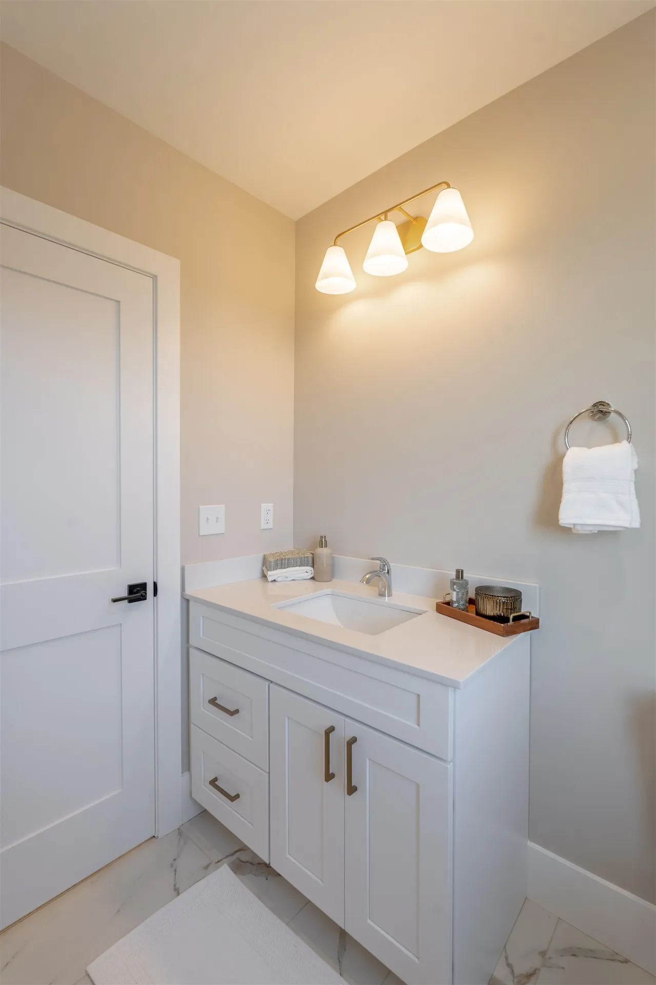 815 Lafayette Road Portsmouth NH 03801