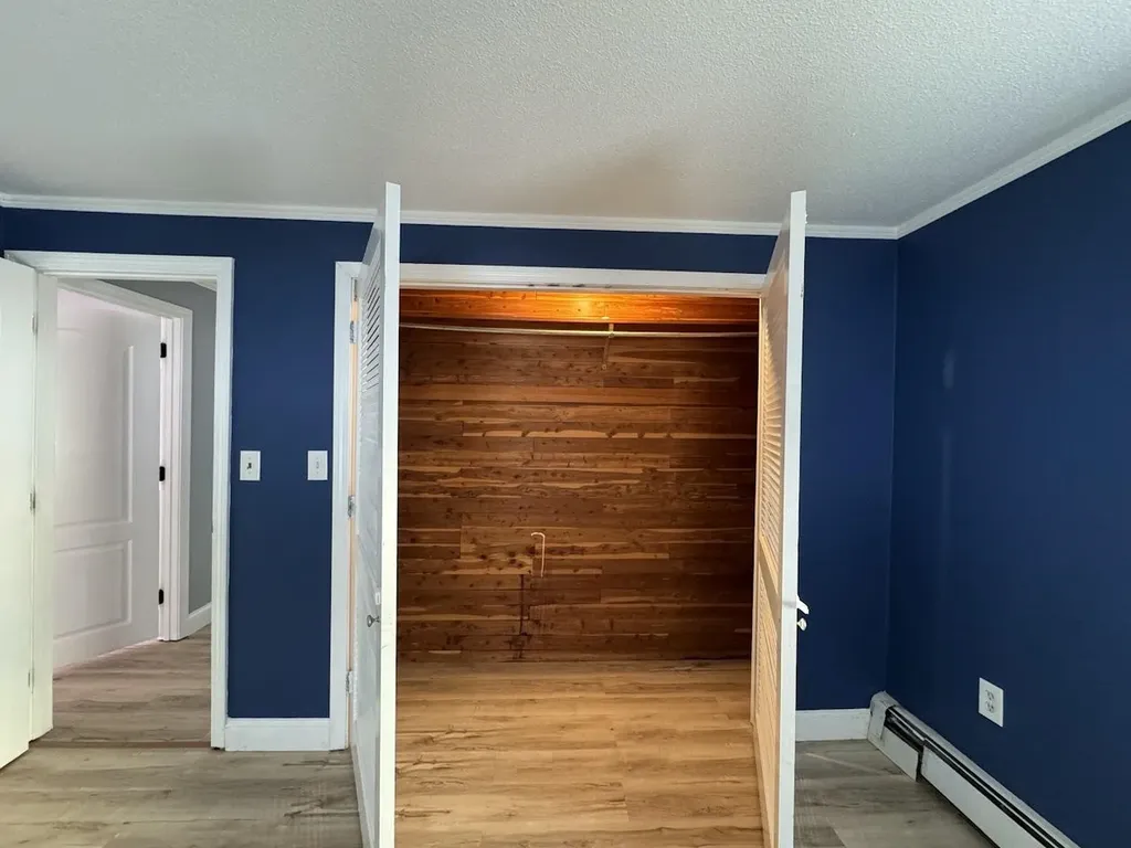 240 Leda Avenue Manchester NH 03104