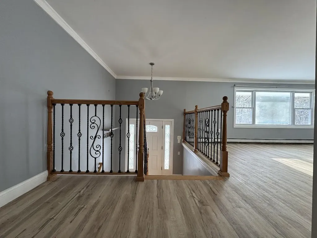 240 Leda Avenue Manchester NH 03104