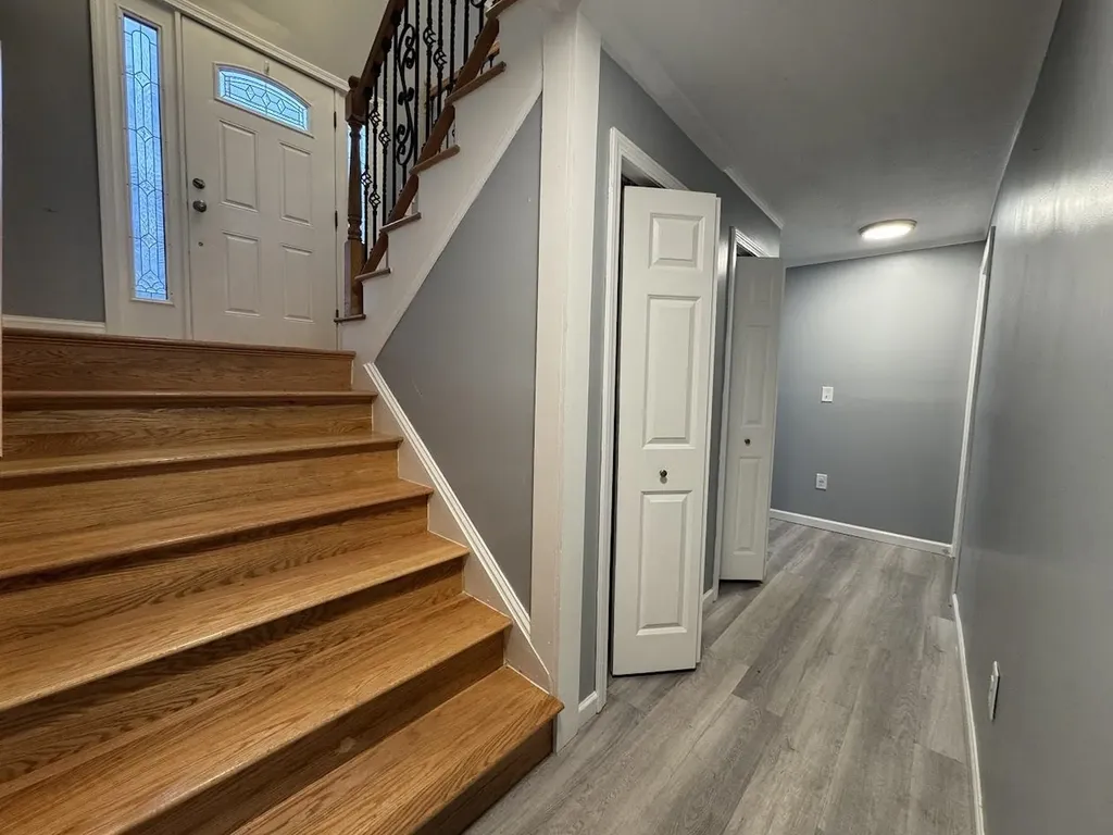 240 Leda Avenue Manchester NH 03104