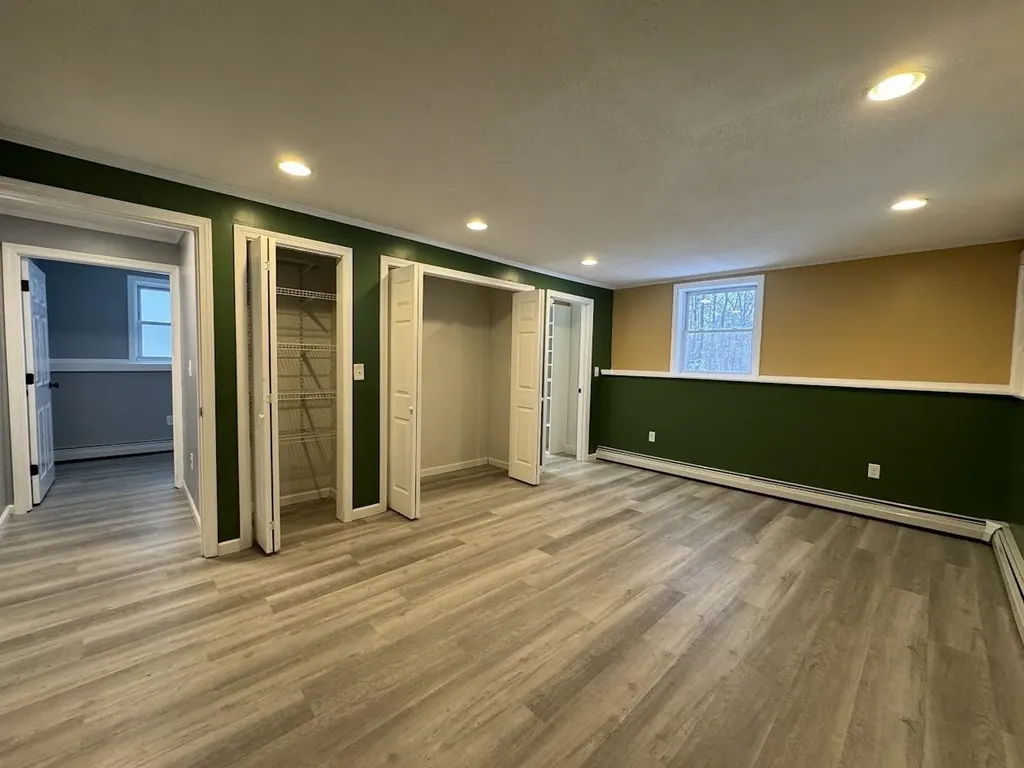 240 Leda Avenue Manchester NH 03104