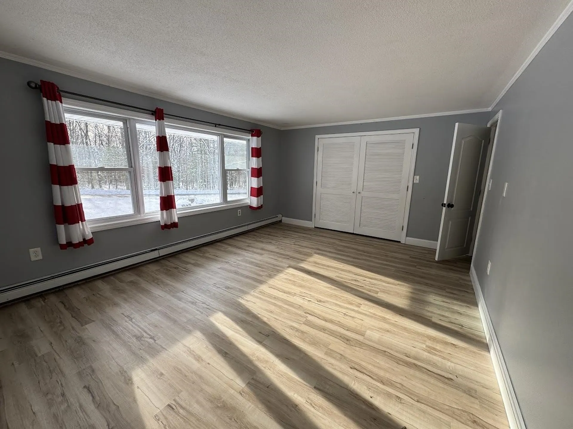 240 Leda Avenue Manchester NH 03104