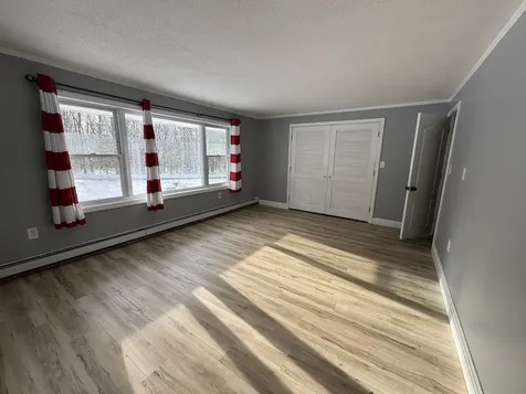 240 Leda Avenue Manchester NH 03104