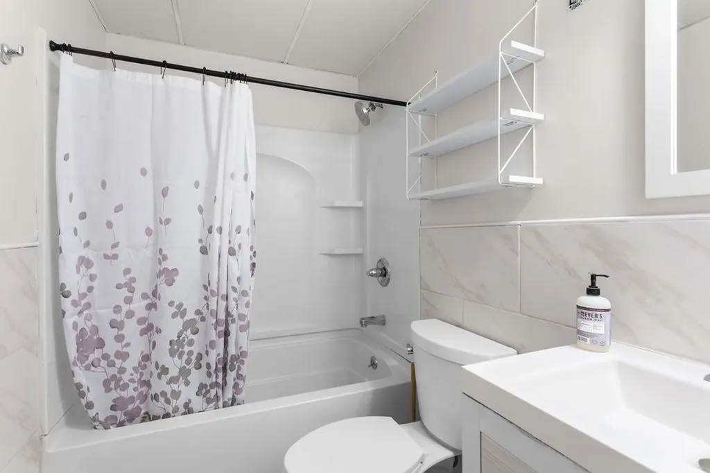 3 Pembroke Drive Derry NH 03038