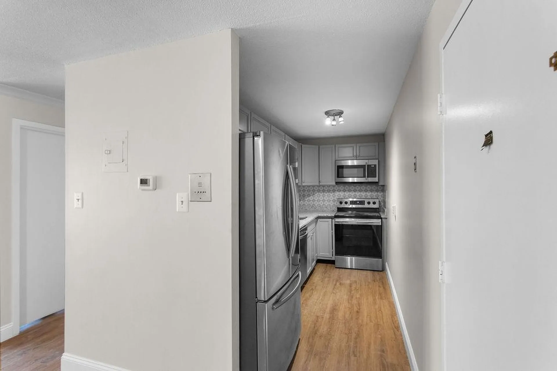 3 Pembroke Drive Derry NH 03038