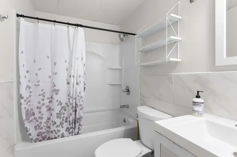 3 Pembroke Drive Derry NH 03038