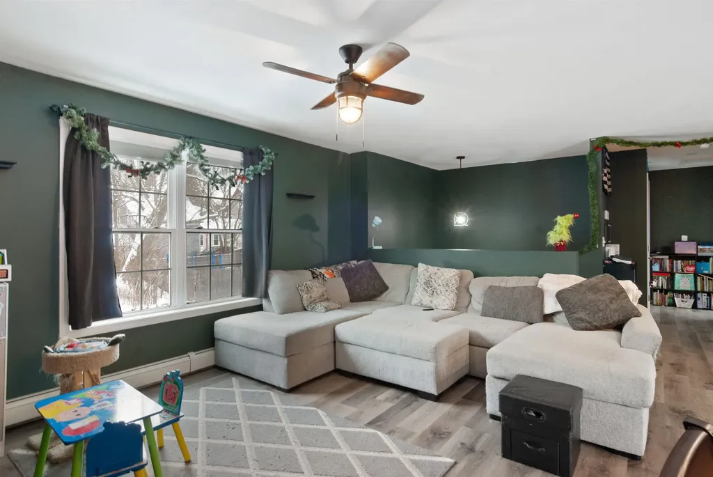 32 Mechanic Street Farmington NH 03835