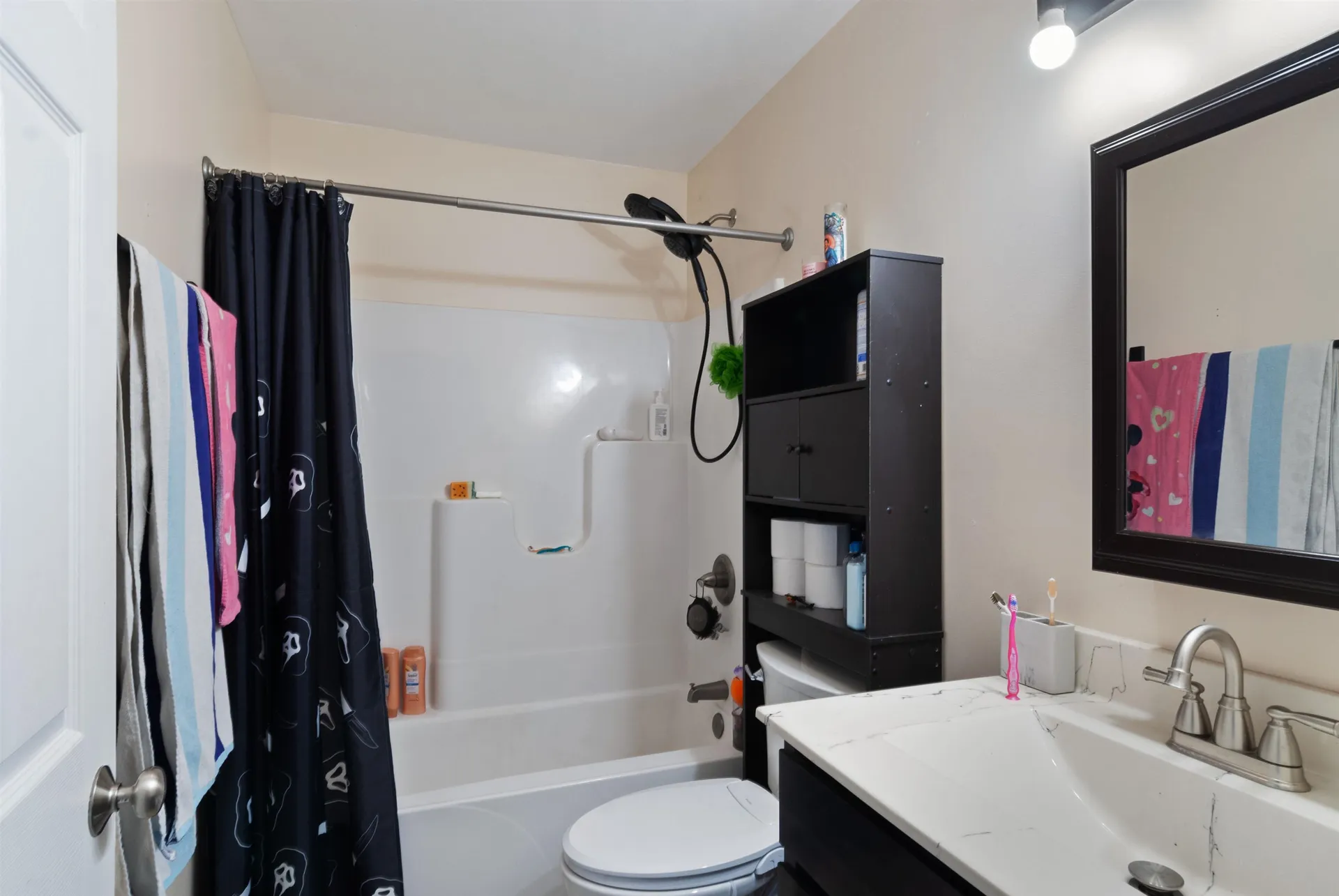 32 Mechanic Street Farmington NH 03835