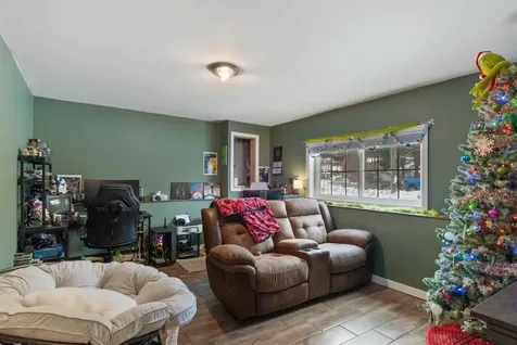 32 Mechanic Street Farmington NH 03835