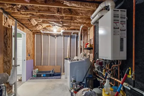 32 Mechanic Street Farmington NH 03835